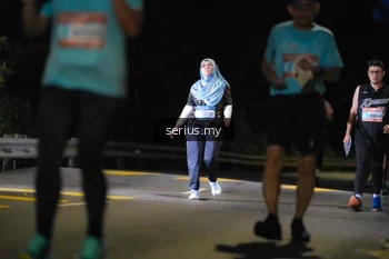 Runner Photo 3694512