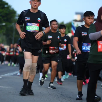 Runner Photo 3694542