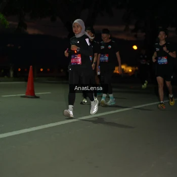 Runner Photo 3694551