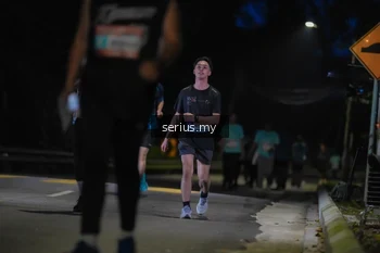 Runner Photo 3694579