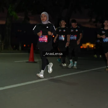 Runner Photo 3694597