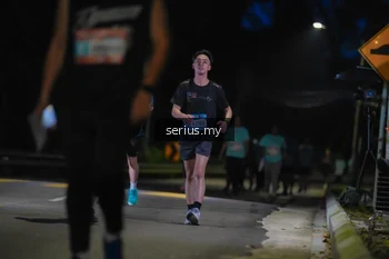 Runner Photo 3694605