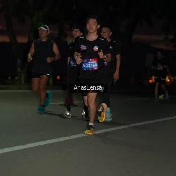 Runner Photo 3694609
