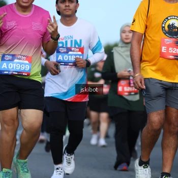 Runner Photo 3694610