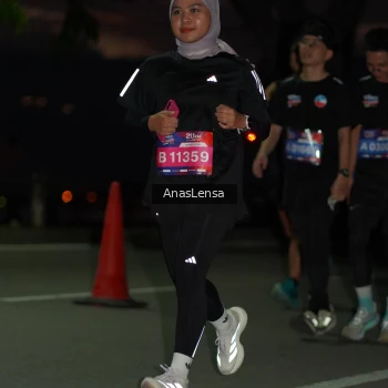 Runner Photo 3694612