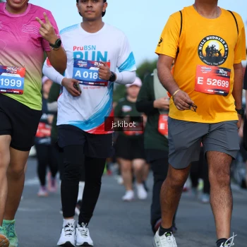 Runner Photo 3694638