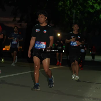 Runner Photo 3694641