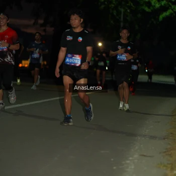 Runner Photo 3694645