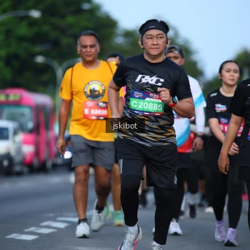 Runner Photo 3694677