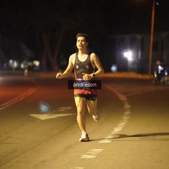 Runner Photo 3694681
