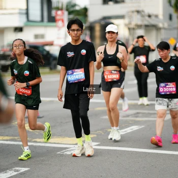 Runner Photo 3694693