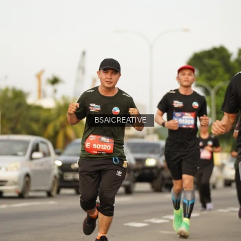 Runner Photo 3694772