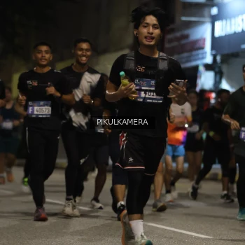 Runner Photo 3694776