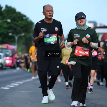 Runner Photo 3694797