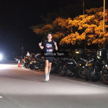 Runner Photo 3694807