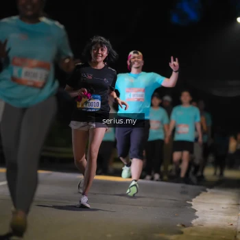 Runner Photo 3694815
