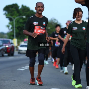 Runner Photo 3694822