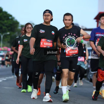 Runner Photo 3694835