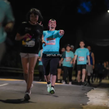 Runner Photo 3694836
