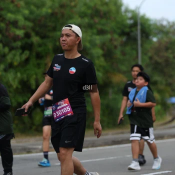 Runner Photo 3694837