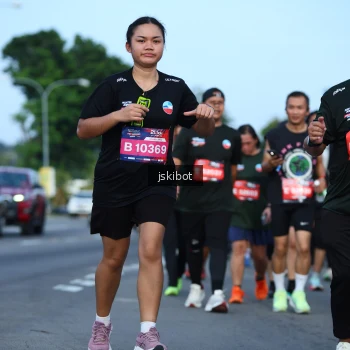 Runner Photo 3694844
