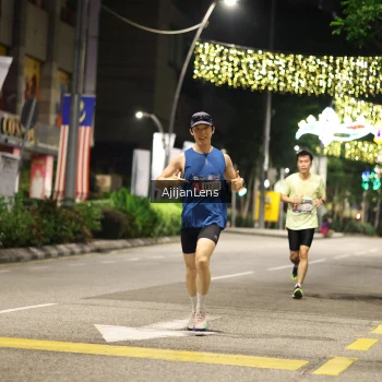 Runner Photo 3694876
