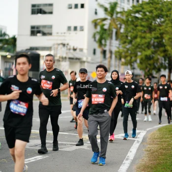 Runner Photo 3694935