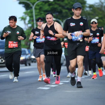 Runner Photo 3694937