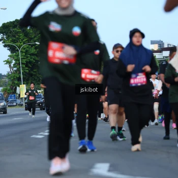Runner Photo 3694970