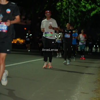 Runner Photo 3694982