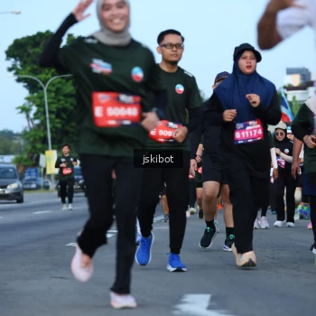 Runner Photo 3694988