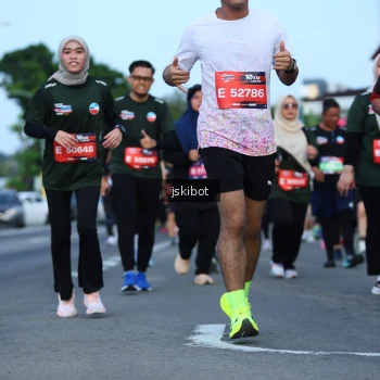 Runner Photo 3694992