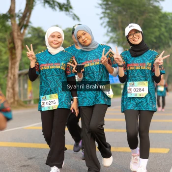 Runner Photo 3695041