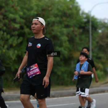 Runner Photo 3695046