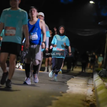Runner Photo 3695067