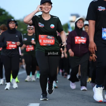 Runner Photo 3695072