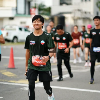 Runner Photo 3695074