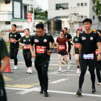 Runner Photo 3695077
