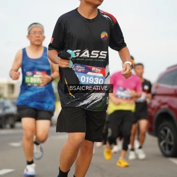 Runner Photo 3695083