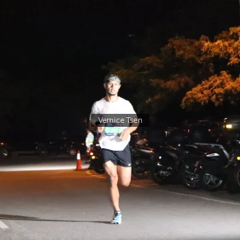 Runner Photo 3695092