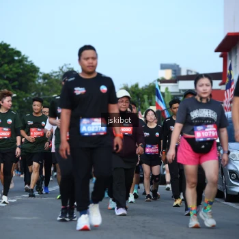 Runner Photo 3695118