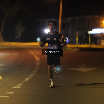 Runner Photo 3695122