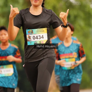 Runner Photo 3695130