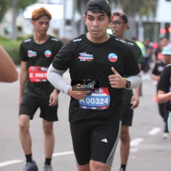 Runner Photo 3695174