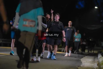 Runner Photo 3695189
