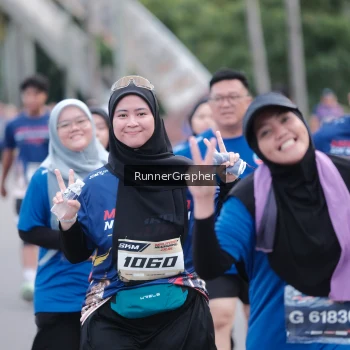Runner Photo 3695191