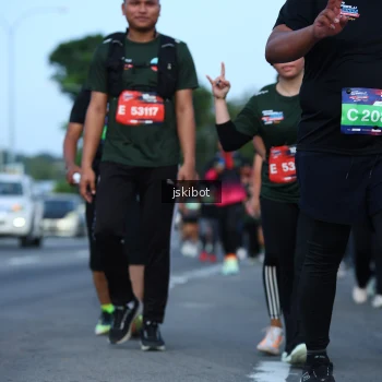 Runner Photo 3695197