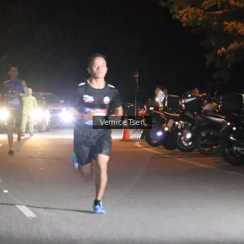 Runner Photo 3695227