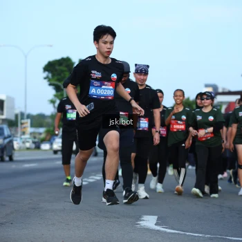 Runner Photo 3695241
