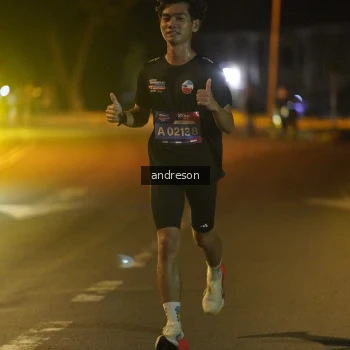 Runner Photo 3695244